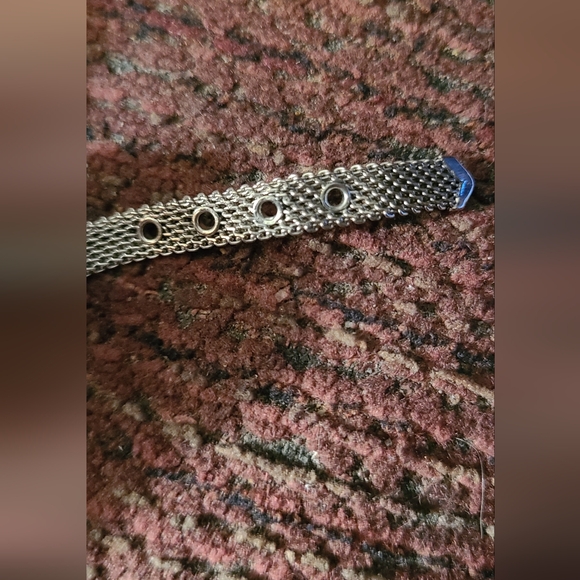 Vintage Silver Mesh Buckle Choker Necklace Perfect Condition. Waterproof - Picture 3 of 7